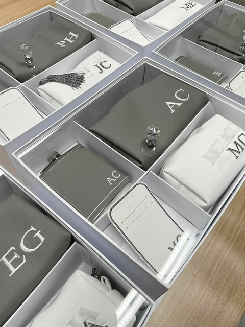 Caixa Cartonada com Tampa de Acrílico + Puxador + Gravação a Laser