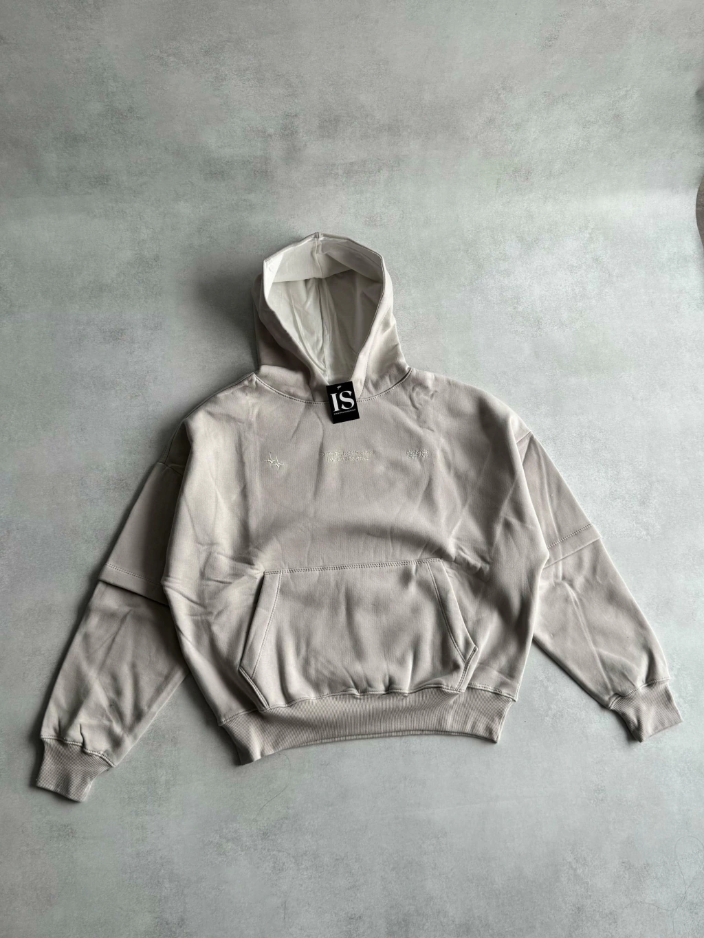 HOODIE BOXY EVERYTHING IS REAL