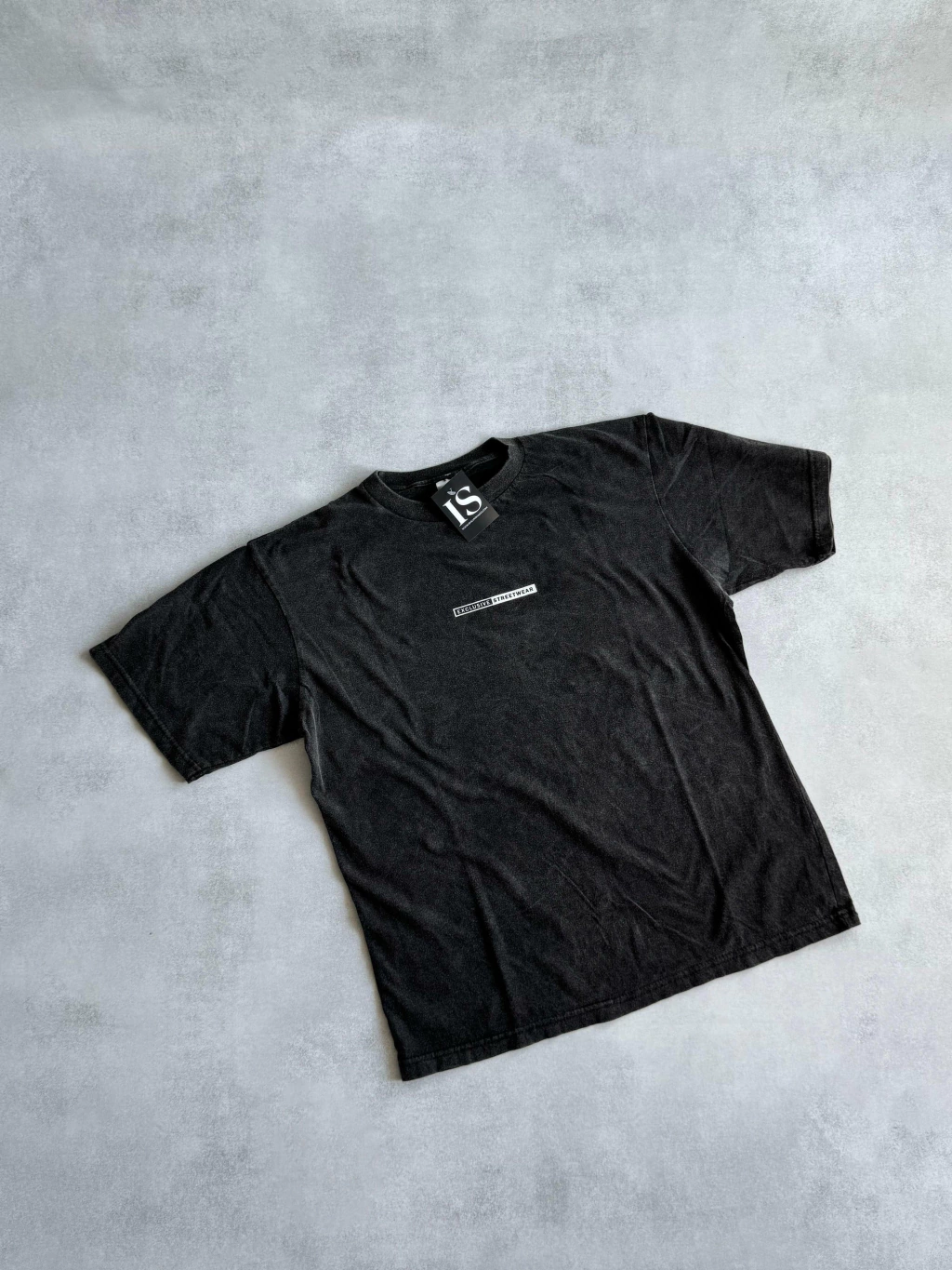 REGULAR FIT EXCLUSIVE STREETWEAR
