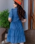 Vestido jeans midi com gola na internet