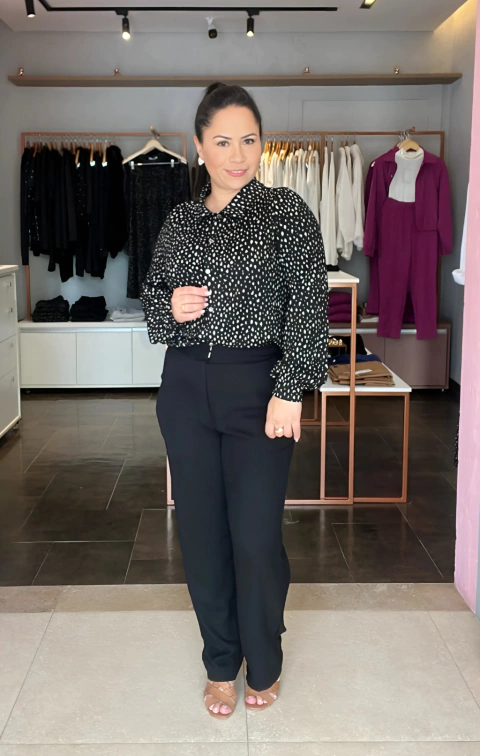 CALÇA SOCIAL RETA VISCOSE PRETA - comprar online
