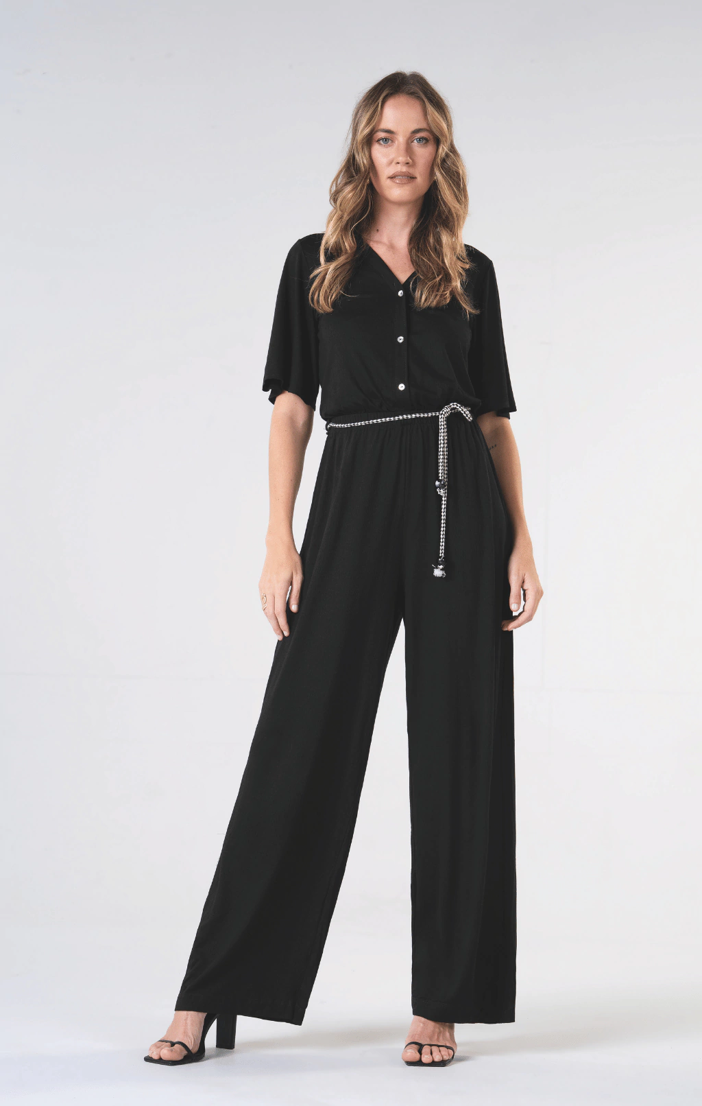 MACACÃO MANGA CURTA VISCOSE