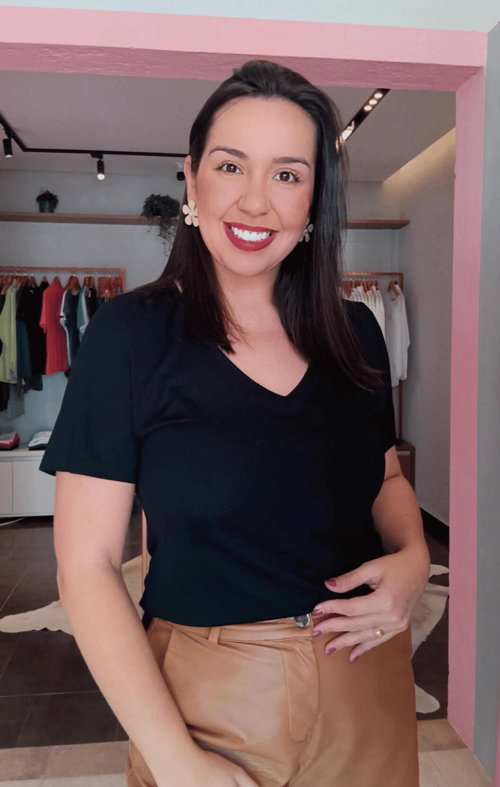 BLUSA MANGA CURTA DECOTE V VISCOSE PLUS SIZE