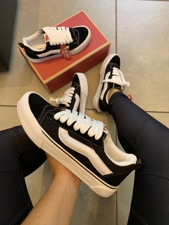 Vans KNU