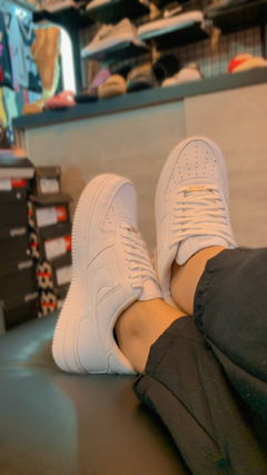 Imagem do AIR FORCE BRANCO ONE
