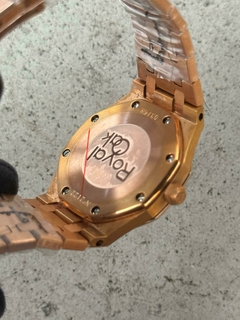 ROYAL OAK LADY