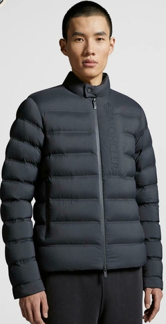 CAMPERA MONCLER 6 - comprar online