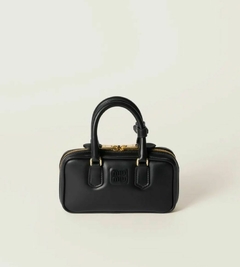 Cartera Miu Miu Arcadie Black - comprar online