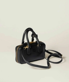 Cartera Miu Miu Arcadie Black en internet