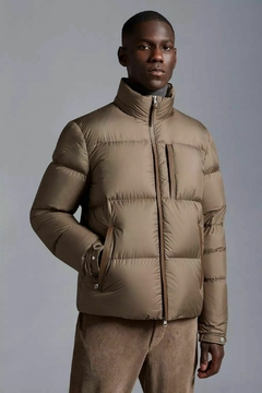 CAMPERA MONCLER 17 en internet