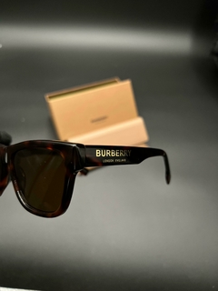 Anteojos Burberry 2 - LUXURY GIFT