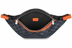 LOUIS VUITTON DISCOVERY BUMBAG - LUXURY GIFT