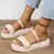 Sandalias con diseño plisado en internet