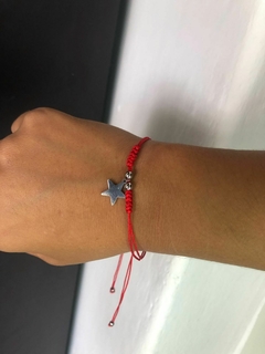 Pulsera Hilo Rojo + Dije (4 modelos en stock) en internet