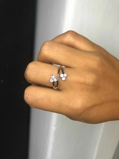 Anillo Hojitas Strass