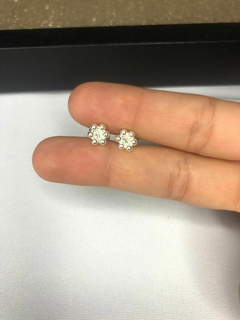 Aritos Flor Cubic