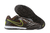 Chuteira Supreme x Nike SB Gato Futsal na internet