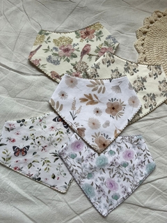 Baberos Flores