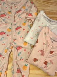 Pijamas importados - comprar online