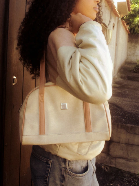 bolsa vintage bege minimalista