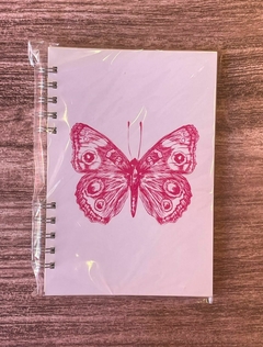 Mariposa magenta
