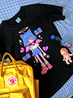 Playera Miu on internet