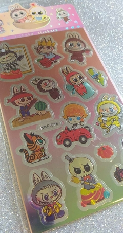 Stickers metalizados con textura - Labubu en internet