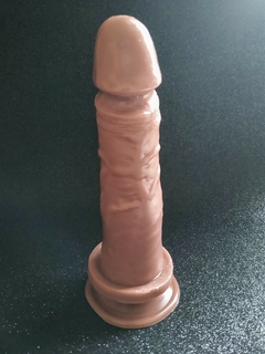 Prótese com Ventosa 17x3,8cm — Intensifique Seus Momentos de Prazer - comprar online