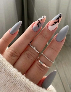 Imagem do Unhas Postiças Decoradas Com Lixa 24 Peças/Unhas Postiças: Durabilidade, Praticidade e Muito Charme!