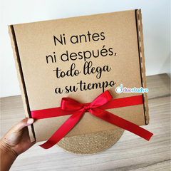 PRIMER NIET@ LLEGANDO (30x30x10 cm) - comprar en línea