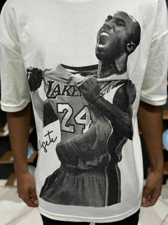 OVERSIZED RJ7 - KOBE BRYANT na internet