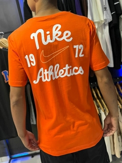 CAMISA NK ATHLETICS - LARANJA - comprar online