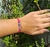 Pulseira macrame rosa com miçangas regulável - comprar online