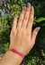 Pulseira macrame rosa com miçangas regulável