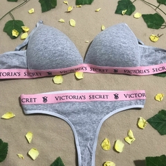 CONJUNTO VICTORIA'S SECRET ALGODON GRIS