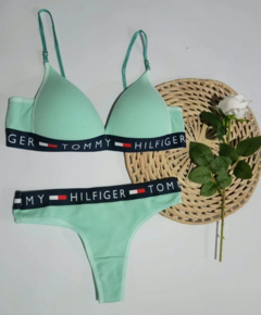 CONJUNTO TOMMY HILFIGER ARMADO VERDE AGUA