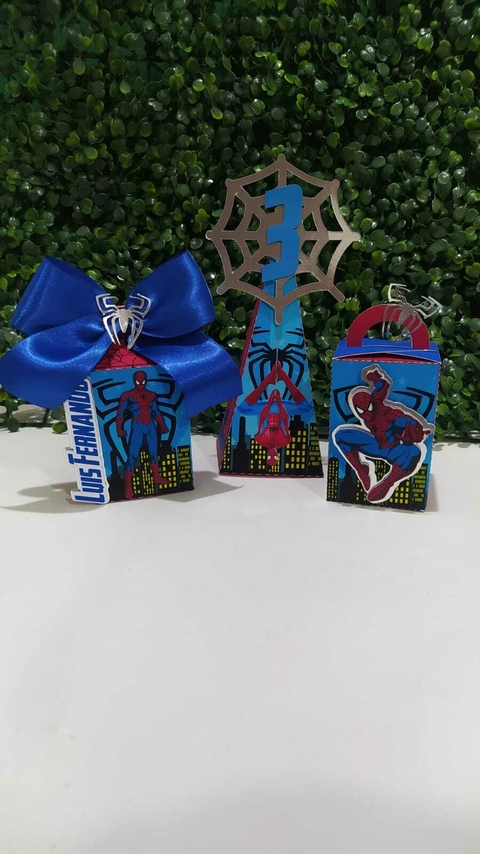 Kit Clássico Homem Aranha (30 itens)