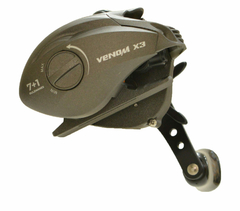 Reel COLONY Rotativo VENOM X3 - comprar online