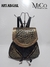 Mochila Abigail - Negro detalles Dorado