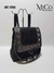 Mochila Cartera Vera - Negro Tapa Detalles Dorado