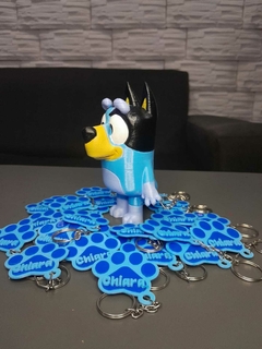 pack x30 llaveros "Bluey" + Centro de mesa gratis