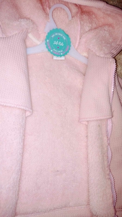Campera con corderito por dentro y capucha en internet