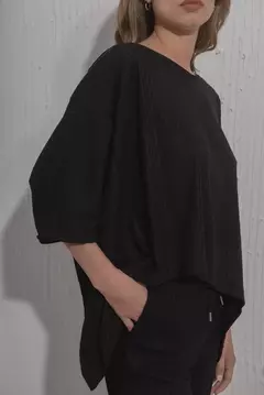 REMERA AMARA en internet