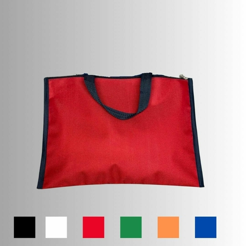 Pasta nylon com detalhe