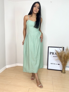 Vestido midi acinturado na internet