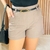 Short Lara na internet