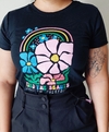 T-shirt Find the beauty