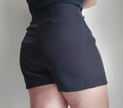 Shorts saia alfaiataria - comprar online