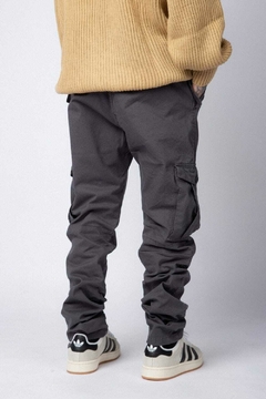 Pantalon Cargo QUANT Gris Topo - comprar online