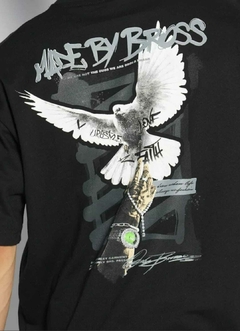REMERA OVERSIZE BROSS FREEDOM PALOMA - MAN ESTILO UNICO